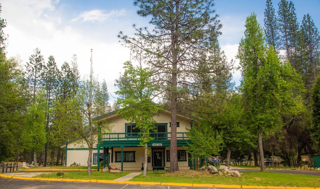 Yosemite Lakes Bunkhouse Cabin 27 Hotel Harden Flat Exterior photo